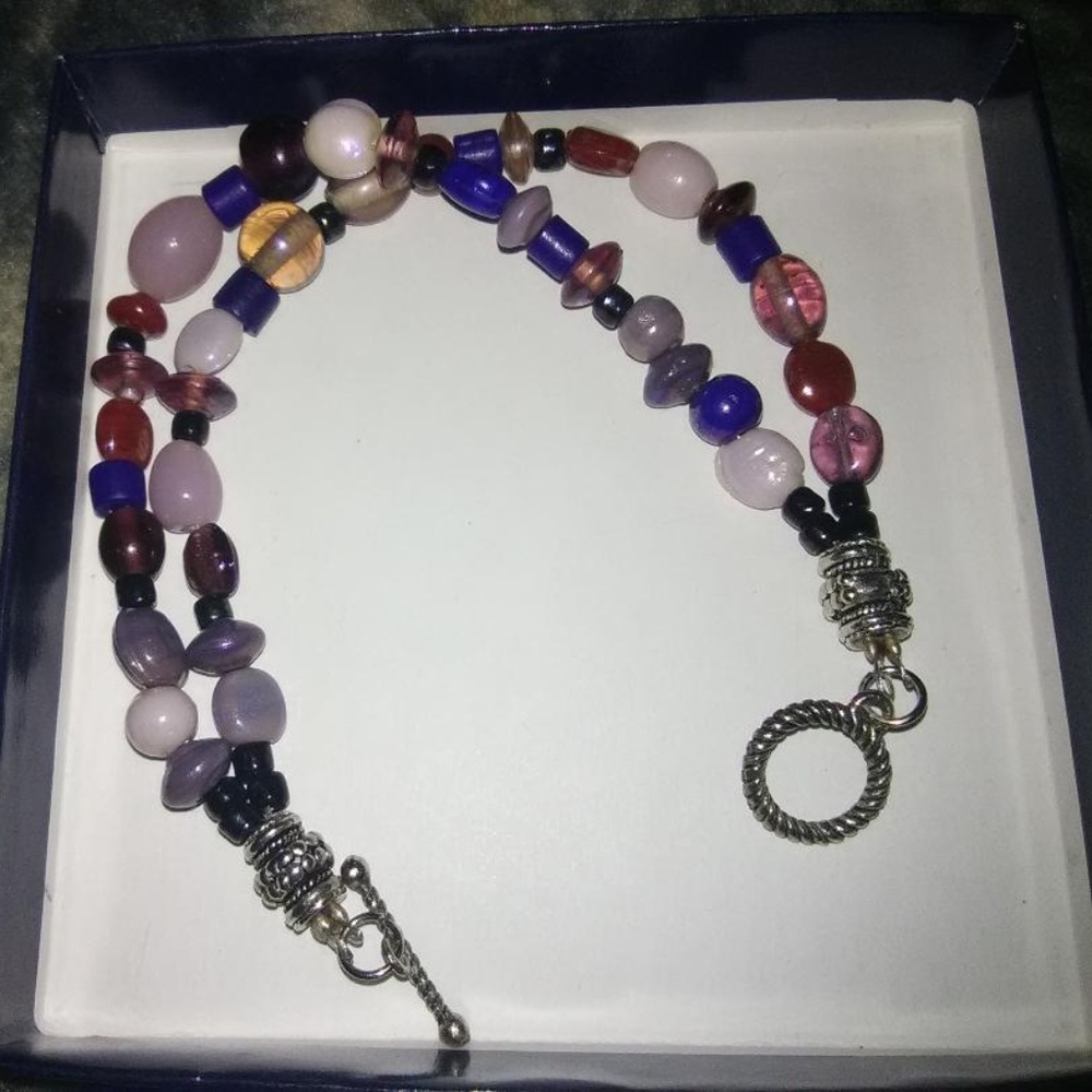 Handmade Jewelry Set Beaded Multi-Color - Picture 2 of 3
